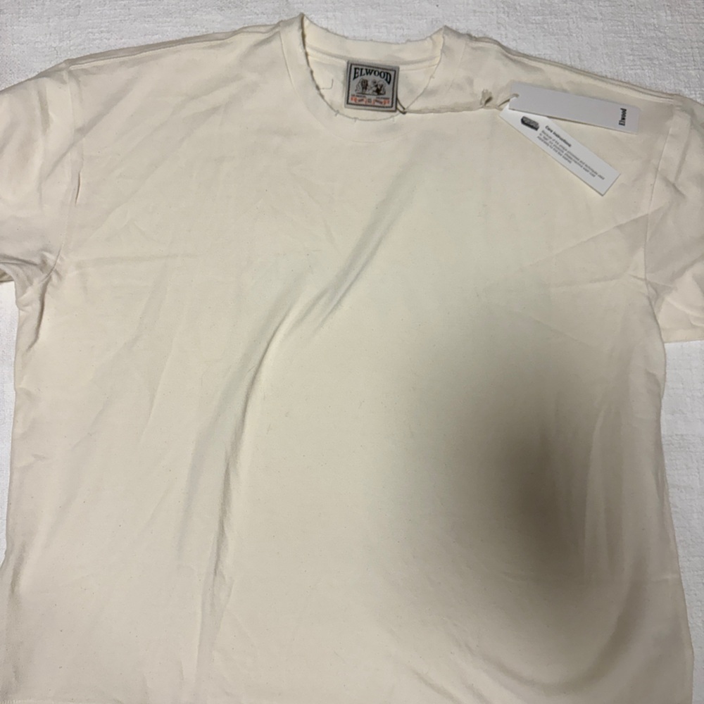 Women’s Short Sleeve Tee in Cream - Classic Everyday Staple - Picture 4 of 6